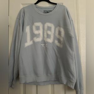 Official Taylor Swift 1989 crewneck
